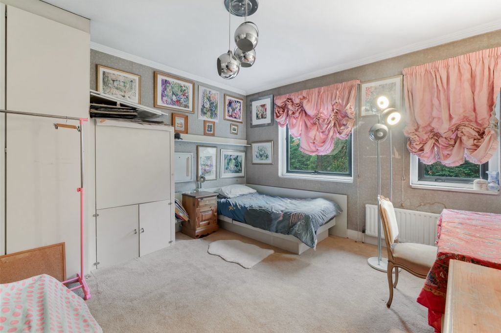 Additional image 6 of 5 bed detached house for saleSouth Hill Road, Bromley BR2