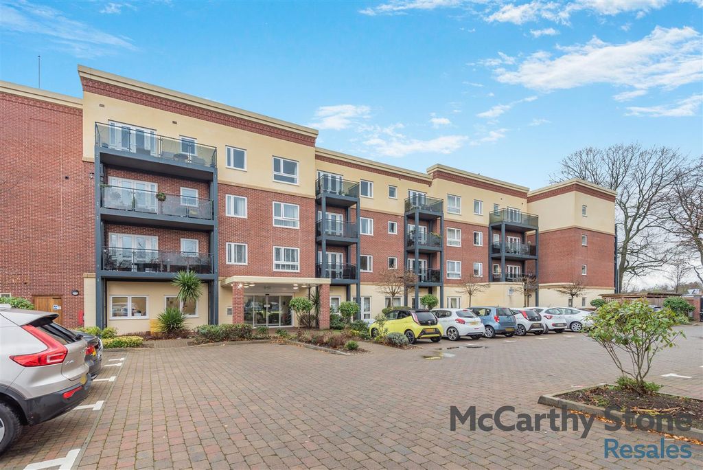 2 bed flat for saleBilberry Place, Recreation Road, Bromsgrove B61