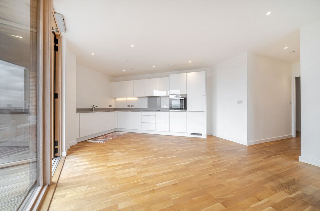 Additional image 2 of 2 bed flat for saleSt. Marks Square, Bromley BR2