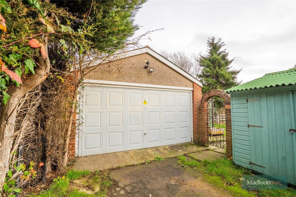 Additional image 17 of 2 bed end terrace house for saleForest Road, Ilford IG6