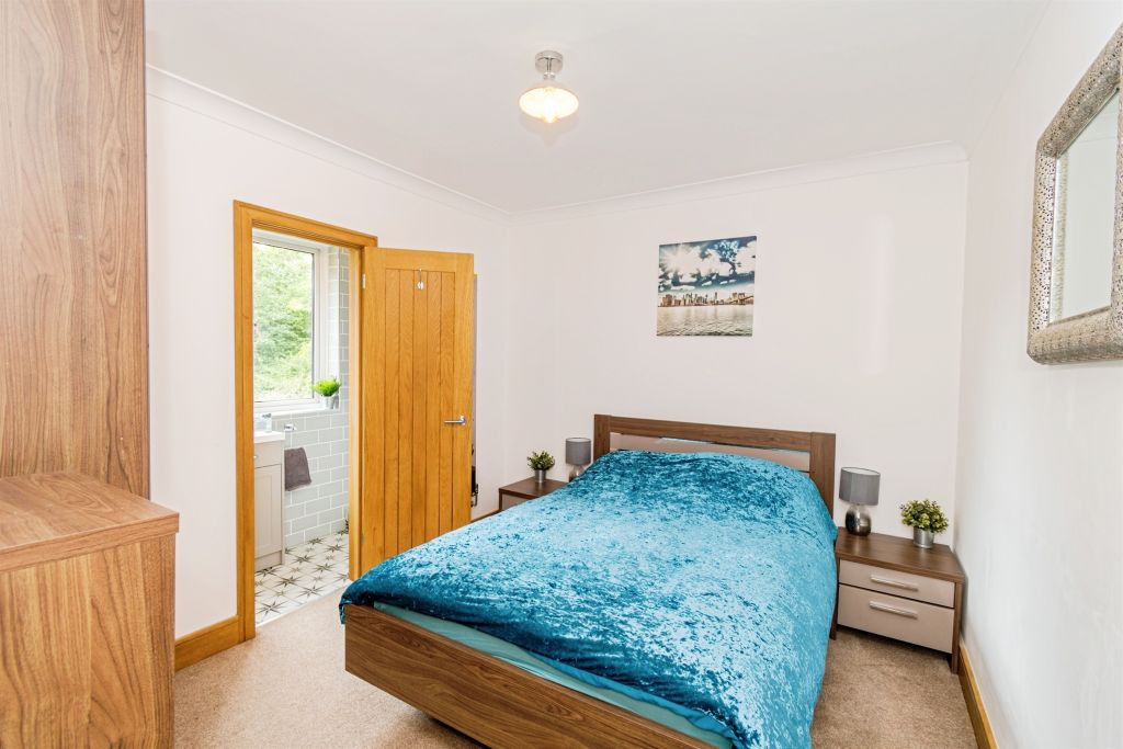Additional image 11 of 4 bed detached house for saleBassett Dale, Southampton SO16