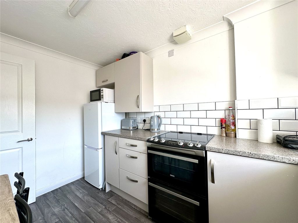 Additional image 4 of 2 bed flat for saleChurch Lane, Blandford Forum, Dorset DT11