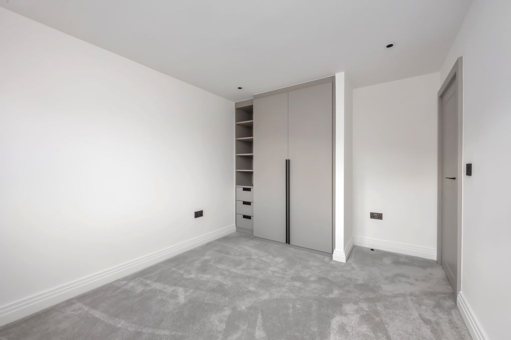 Additional image 12 of 3 bed semi-detached house for saleSkylarks, Brighton BN2