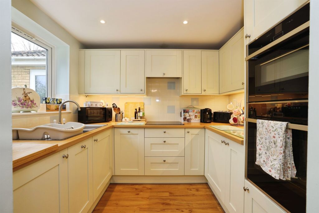 Additional image 5 of 3 bed detached house for saleBeamont Way, Amesbury, Salisbury SP4
