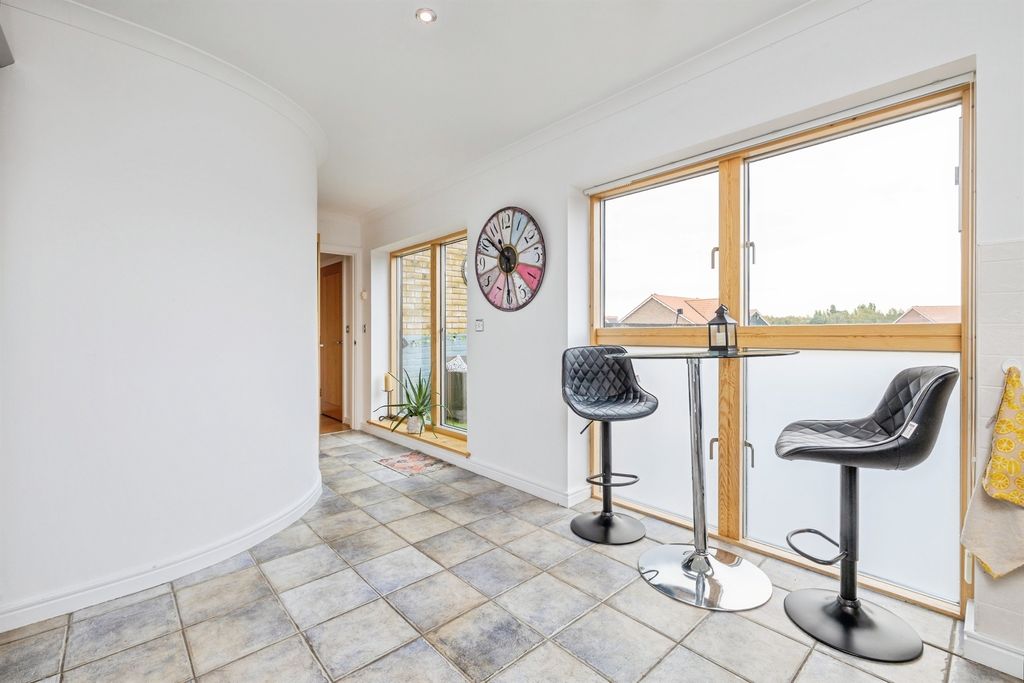 Additional image 6 of 2 bed flat for saleMarine Approach, Lincoln LN1