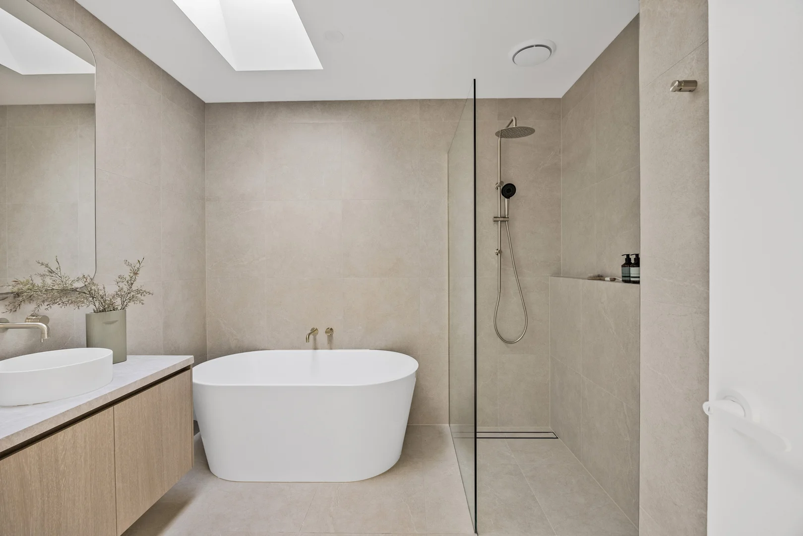 Additional image 19 of 16B Gladstone Street, Coburg VIC 3058