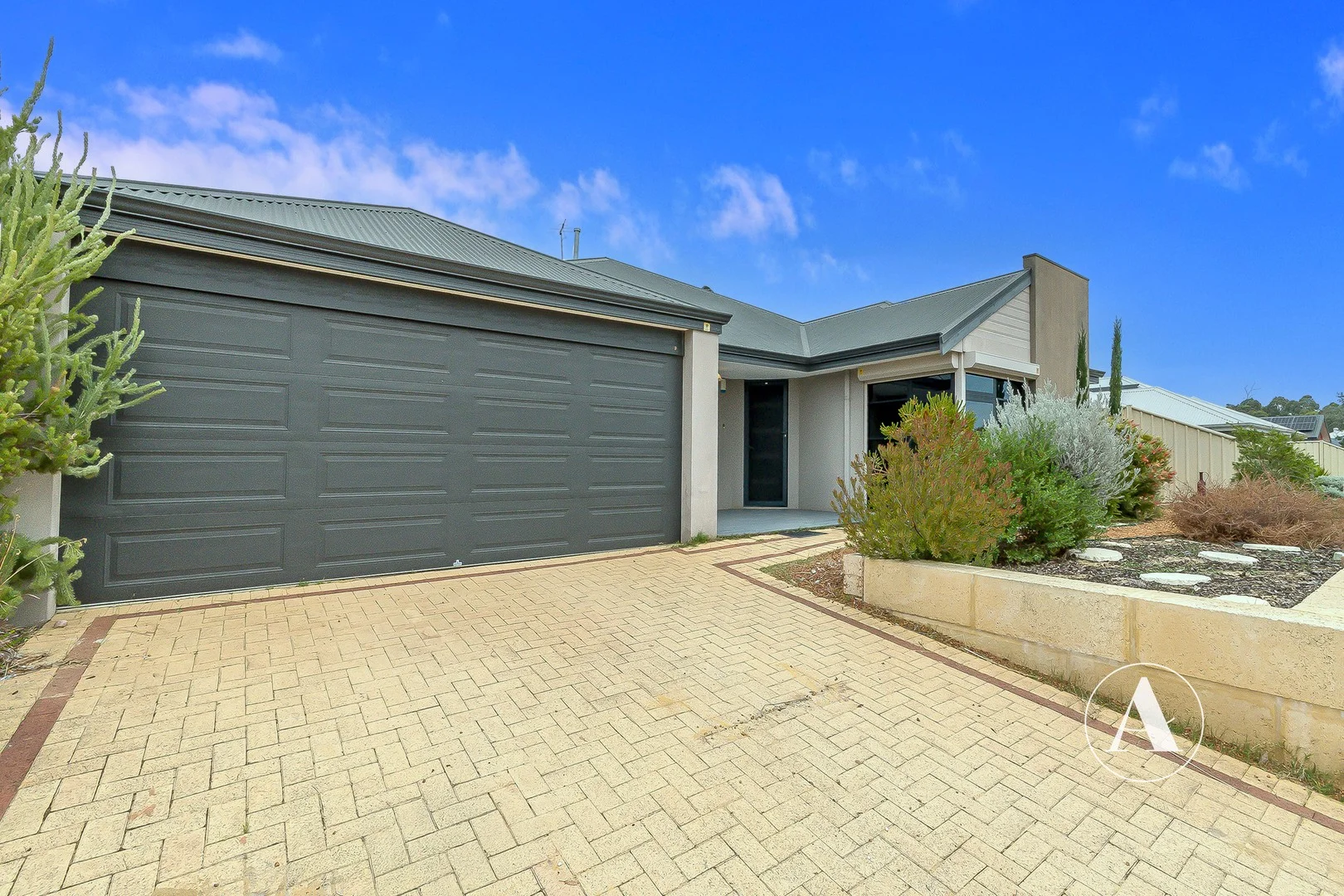 25 Woorabinda Rise, Lakelands WA 6180