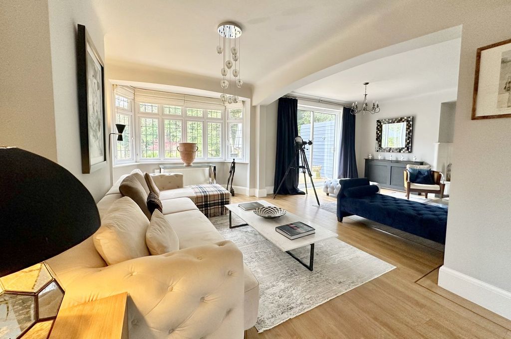 Additional image 11 of 3 bed detached house for saleEast Avenue, Talbot Woods, Bournemouth BH3