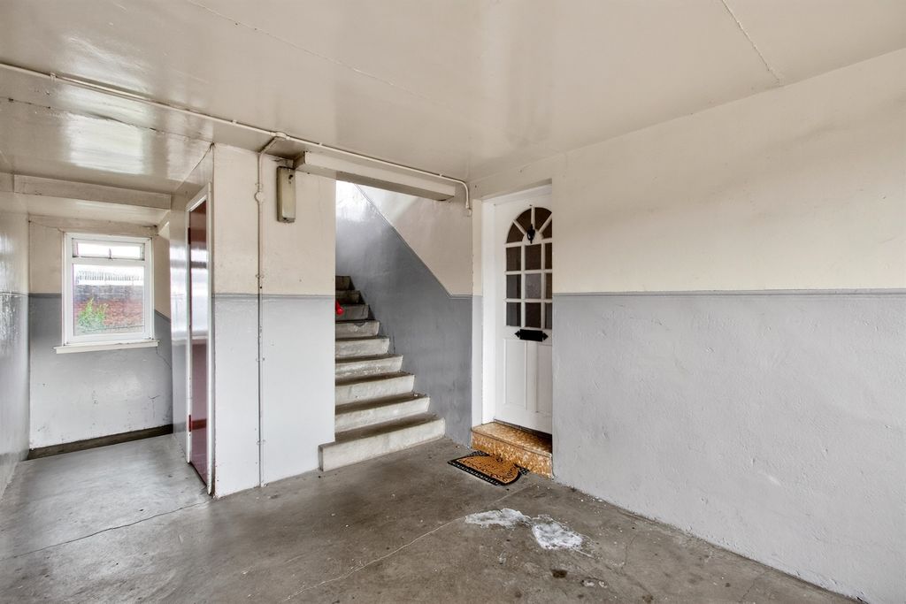 Additional image 18 of 3 bed flat for saleDeedes Street, Airdrie ML6