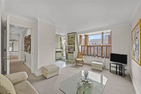 Pied Bull Court, Galen Place, Bloomsbury, London WC1A