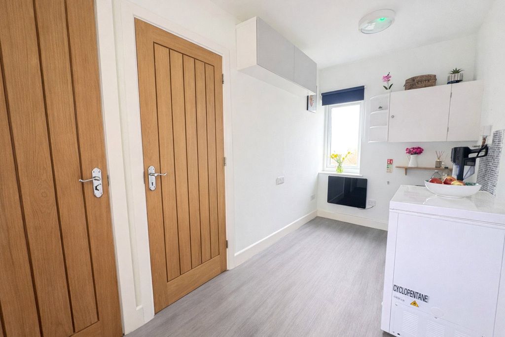Additional image 8 of 3 bed end terrace house for saleField Close, Braunton, Devon EX33
