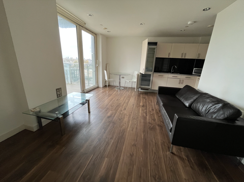 Pilgrims Way, Salford M50