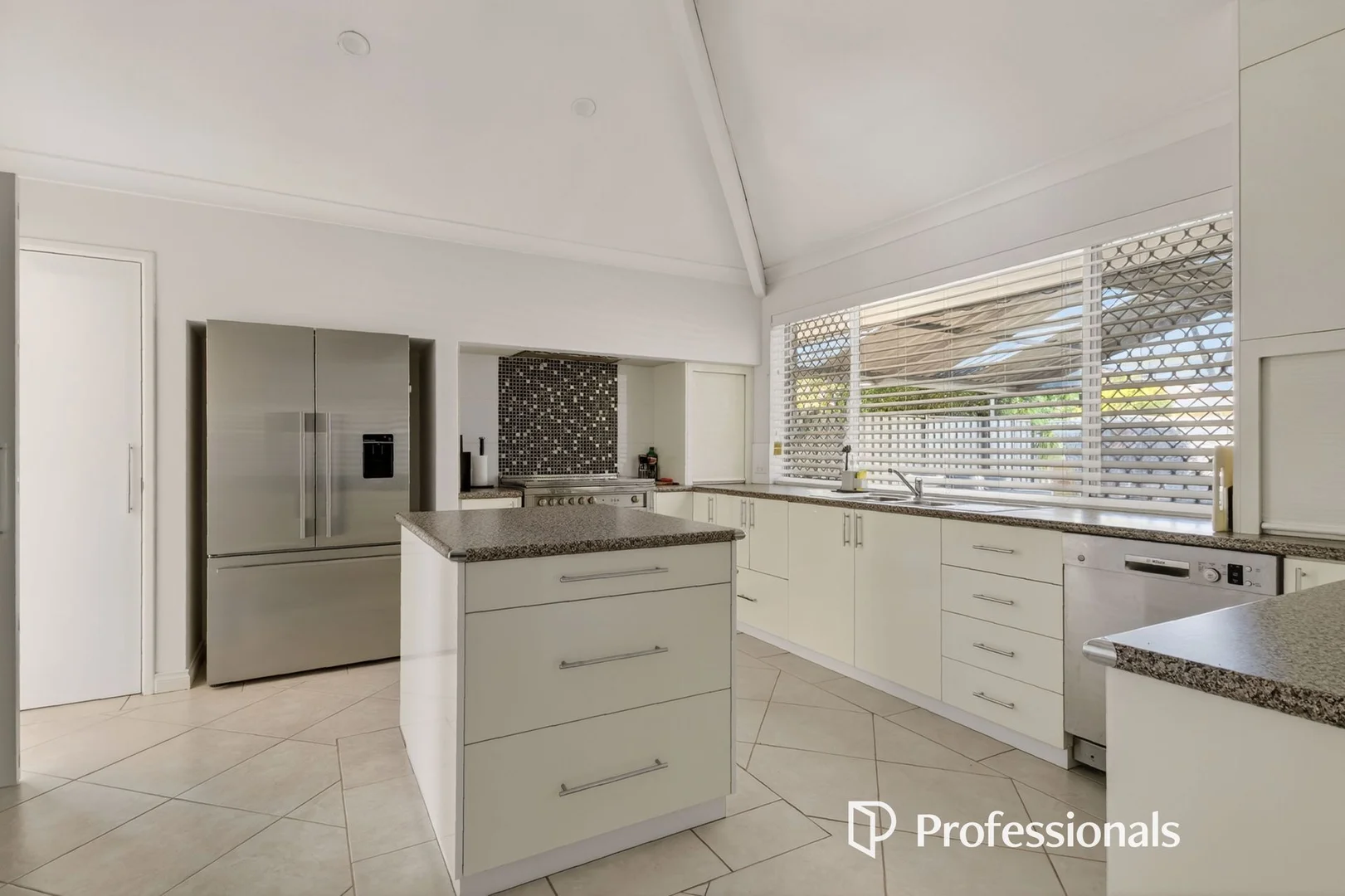 Additional image 9 of 70 Palmer Crescent, High Wycombe WA 6057