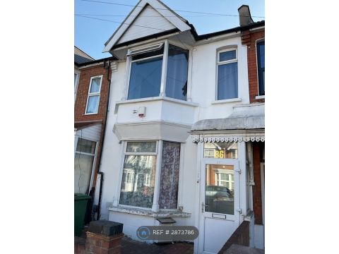 Hatherley Gardens, London E6