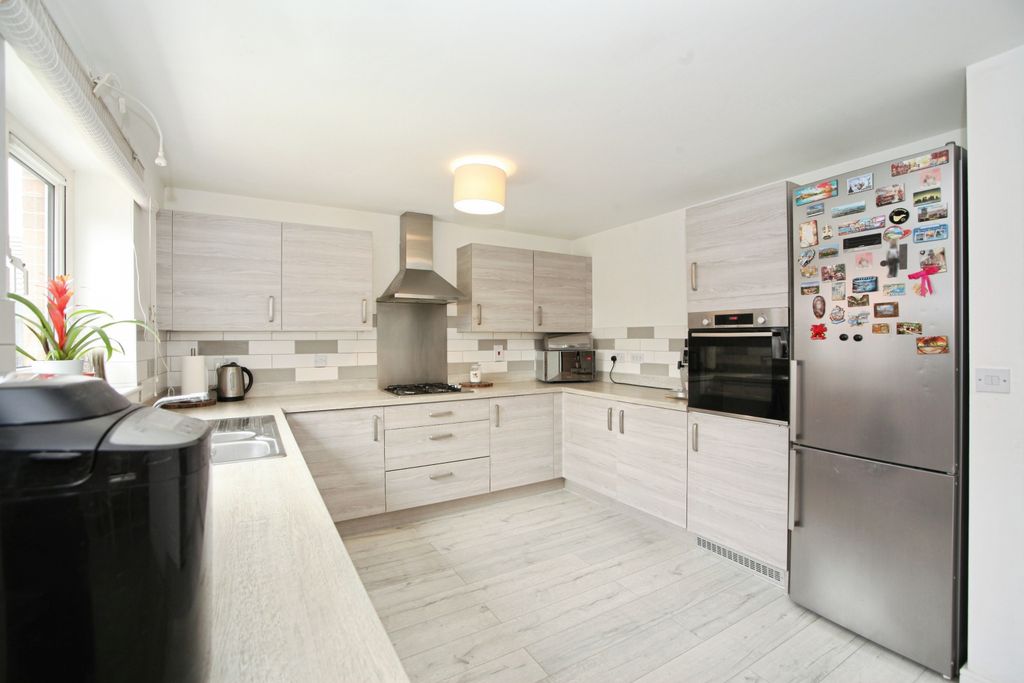 Additional image 11 of 4 bed detached house for saleCastle Way, Newport NP10
