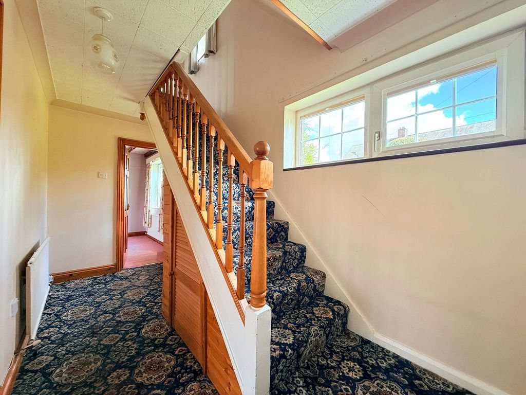 Additional image 9 of 3 bed semi-detached house for saleBerrymoor Road, Brampton CA8