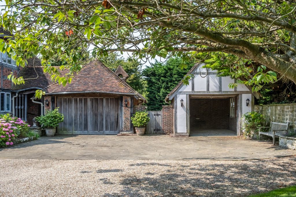 Additional image 12 of 6 bed detached house for saleThe Close, Aldwick Bay Estate, Aldwick, West Sussex PO21