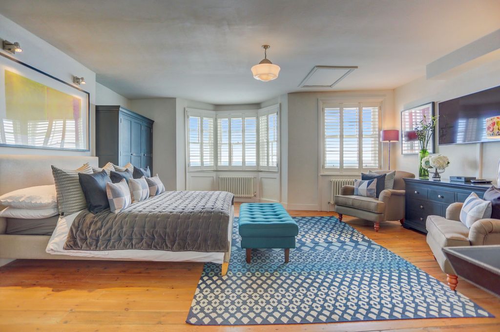 Additional image 18 of 5 bed property for saleRoyal Crescent, Brighton BN2