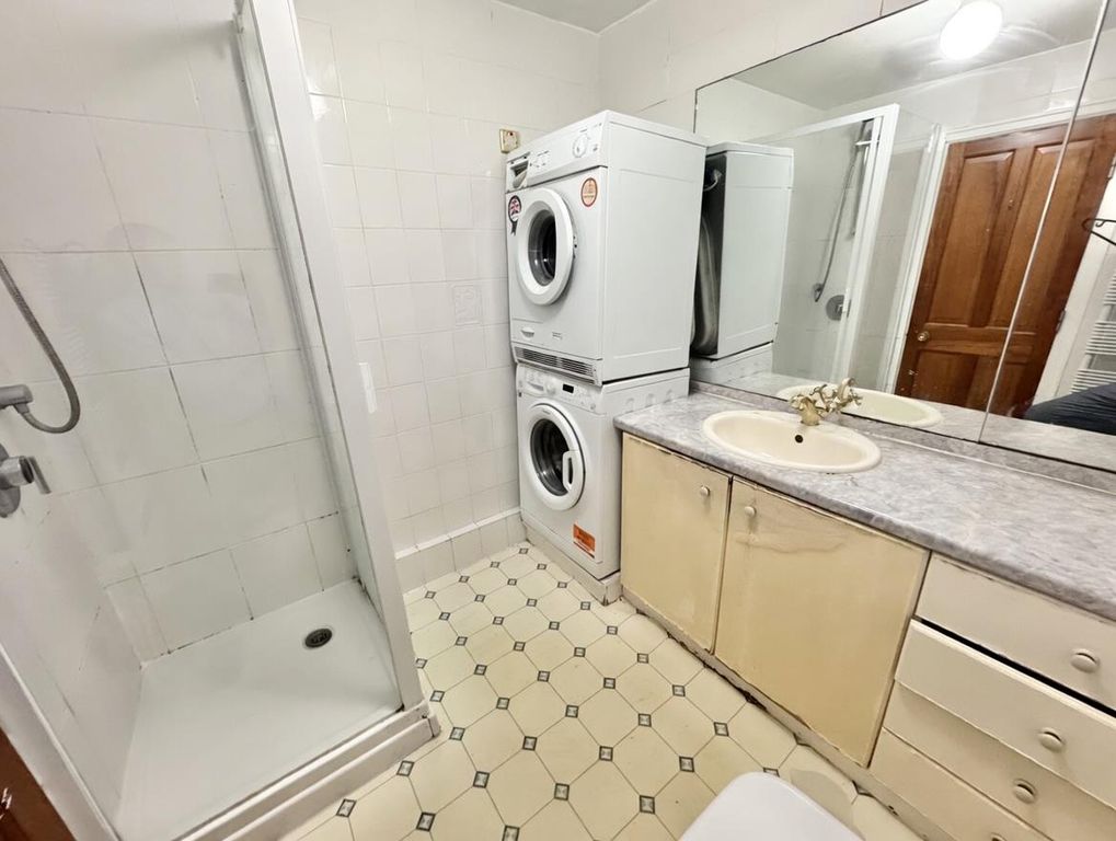Additional image 9 of 3 bed flat for saleSandringham Court, Cavendish Mews, Wilmslow SK9