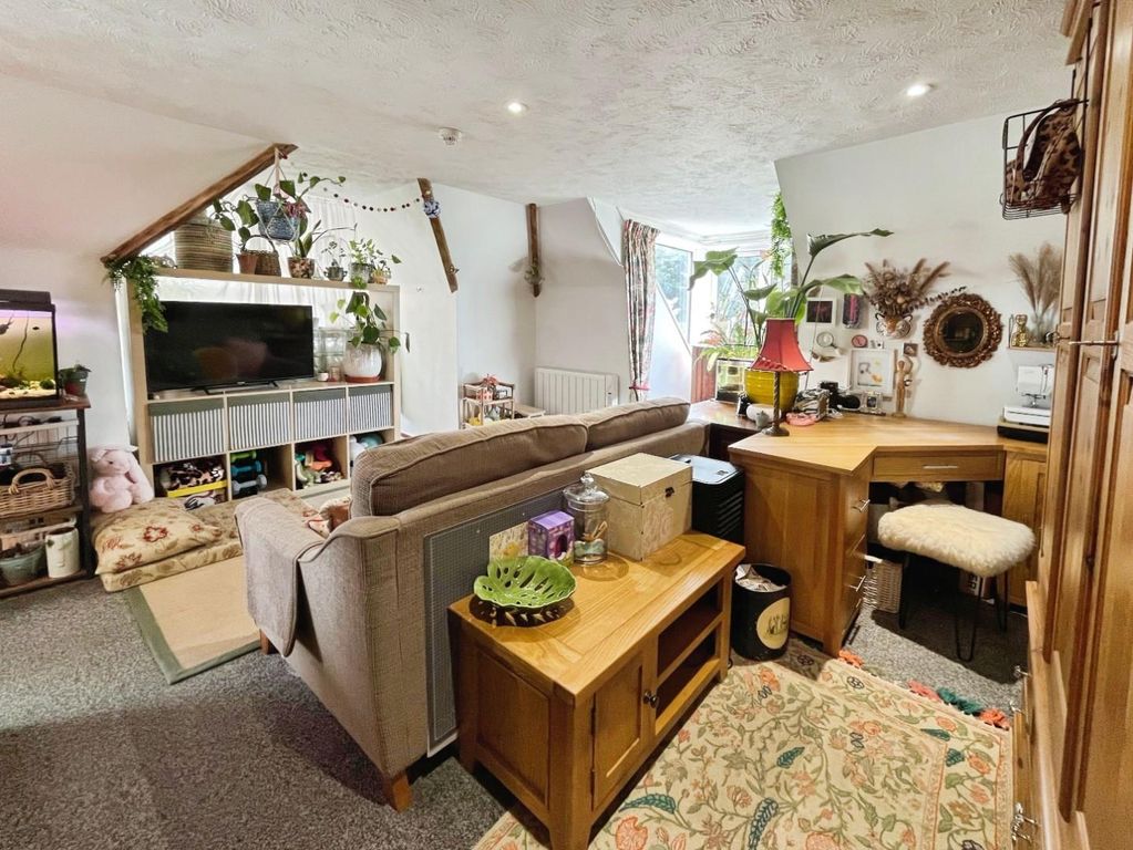 Additional image 5 of 1 bed flat for saleLodge Road, Feltwell IP26