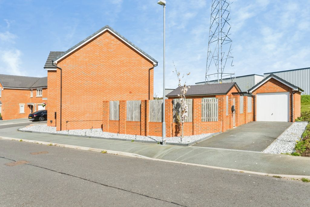 Additional image 4 of 5 bed detached house for saleJackson Avenue, Blackpool FY4