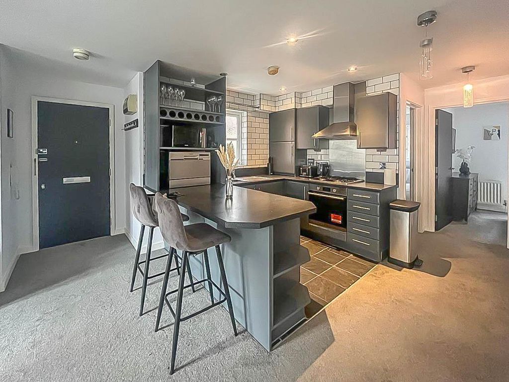 Additional image 3 of 2 bed flat for saleHart Street, Brentwood CM14