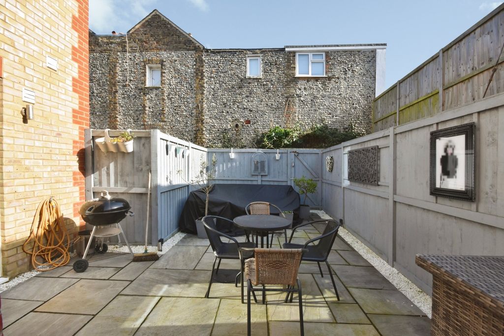 Additional image 2 of 4 bed end terrace house for saleBeach Mews, Broadstairs, Kent CT10