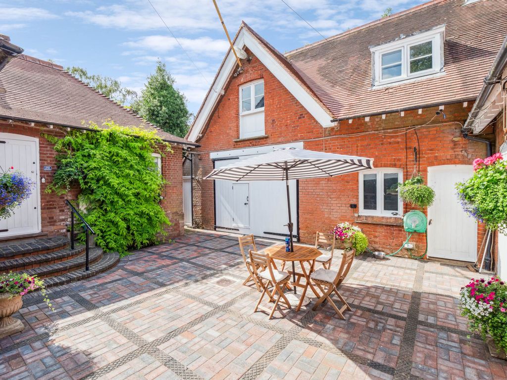 Additional image 42 of 7 bed property for saleStewkley Road, Soulbury LU7