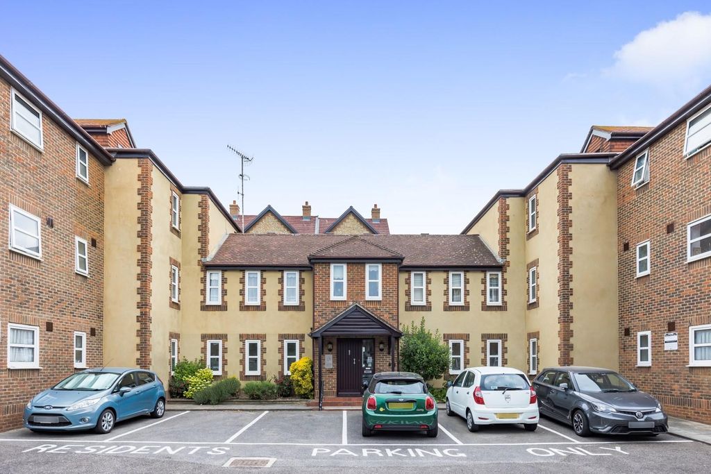 2 bed flat for saleMarine Drive, Rottingdean BN2