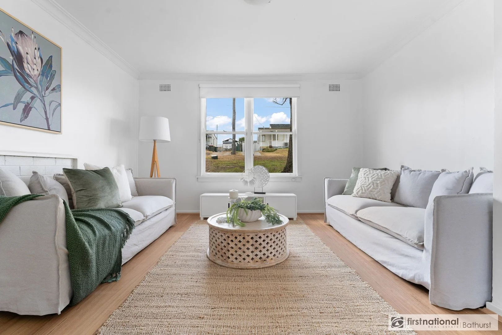 6 Owen Way, West Bathurst NSW 2795