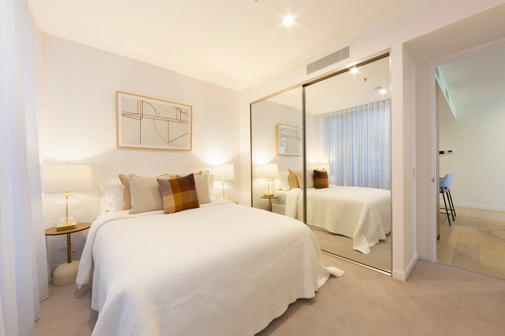273/62 Constitution Ave, Parkes ACT 2600 photo 4