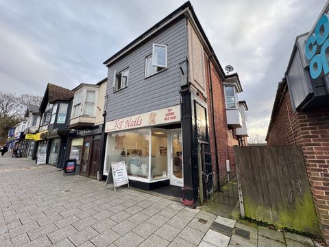 Portsmouth Road, Southampton, Hampshire SO19