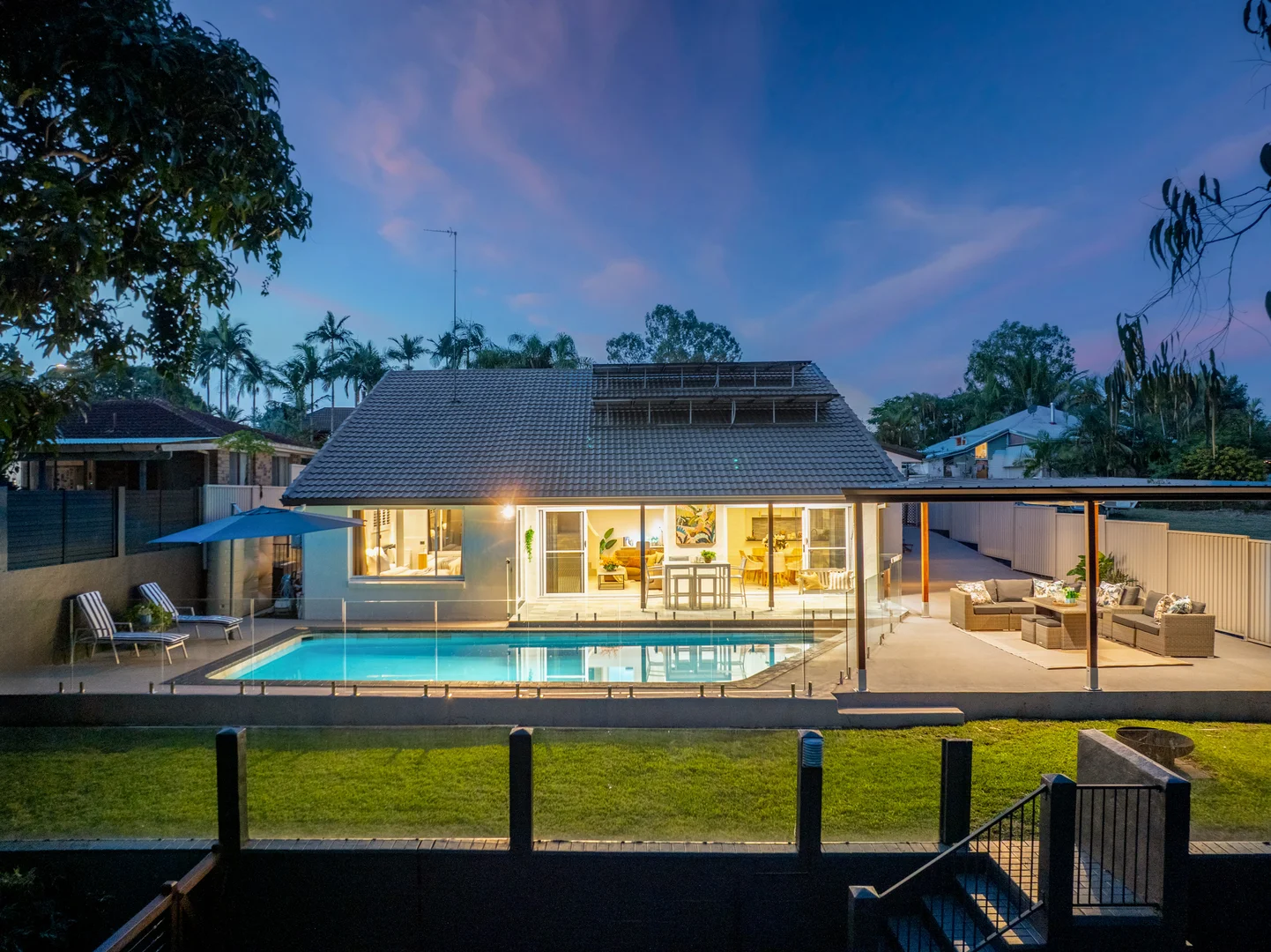 39 Bartlett Avenue, Nerang QLD 4211 photo 2
