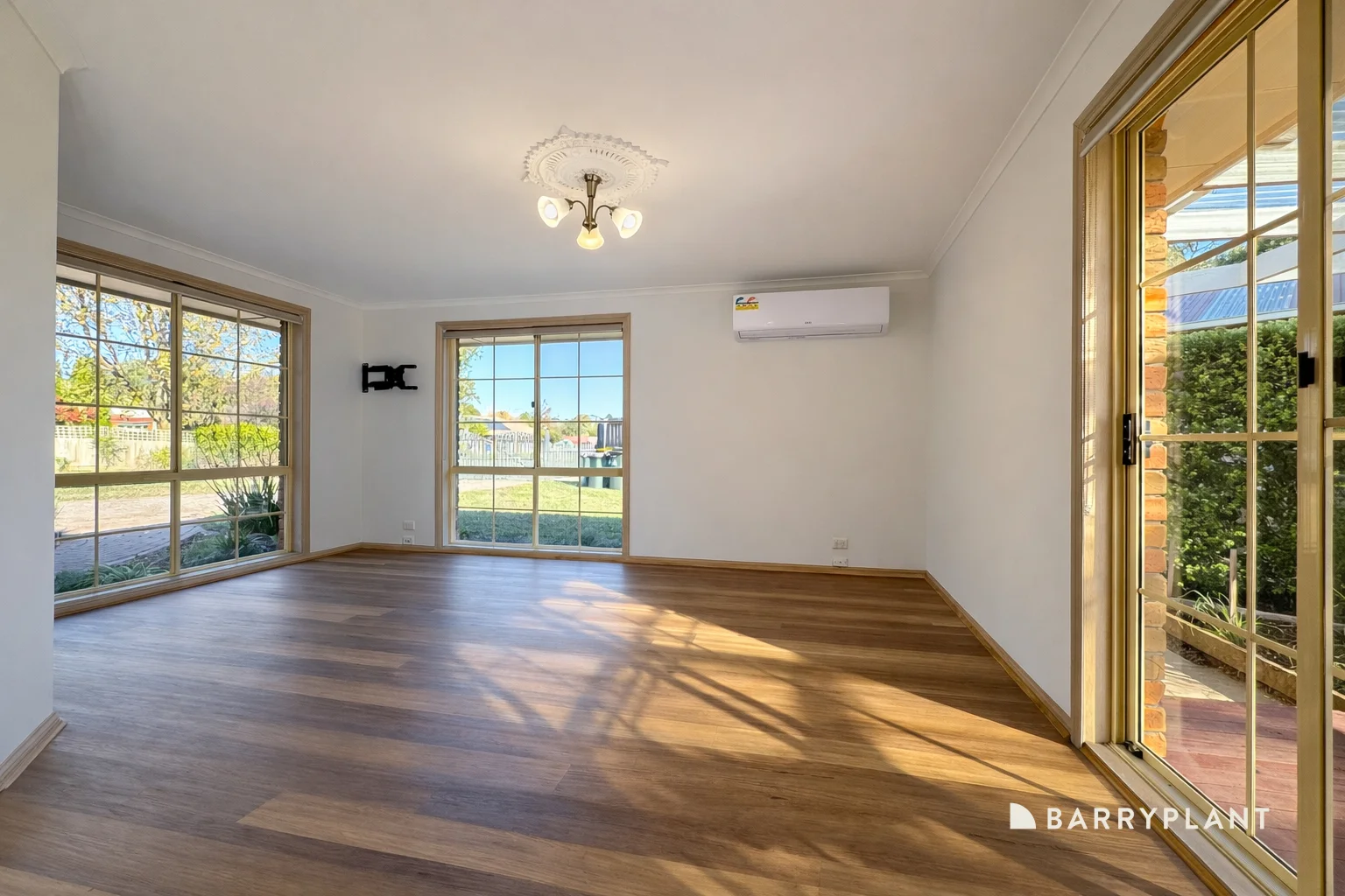 Additional image 6 of 18 Adam Court, Drouin VIC 3818