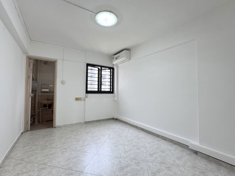 304 Clementi Avenue 4 photo 5