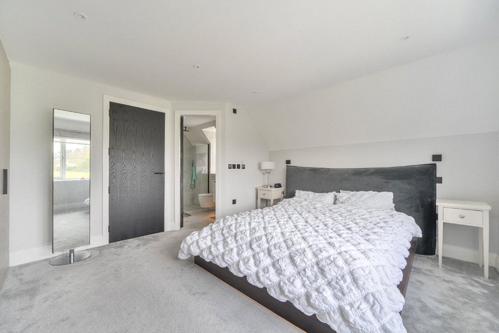 Additional image 18 of 3 bed semi-detached house for saleBridle Close, Borehamwood, Hertfordshire WD6
