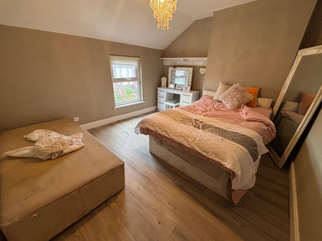 Additional image 25 of 7 bed semi-detached house for saleOxford Avenue, Bootle L20