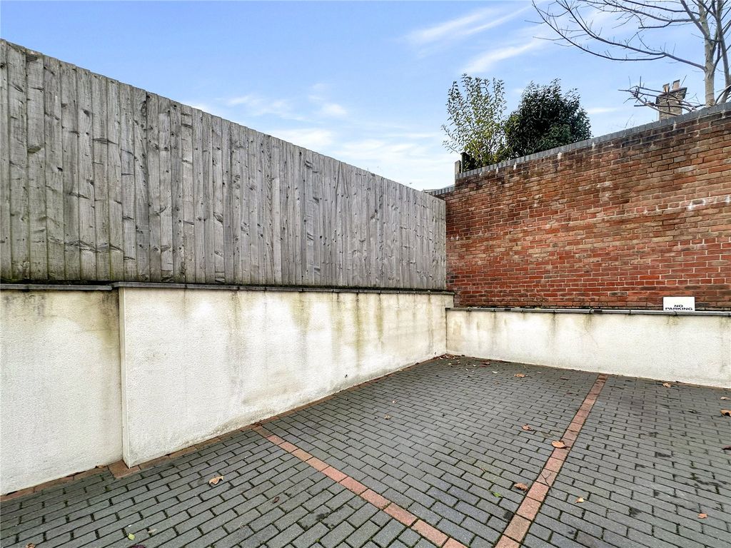 Additional image 20 of 2 bed flat for saleOakfield Street, Blandford Forum, Dorset DT11