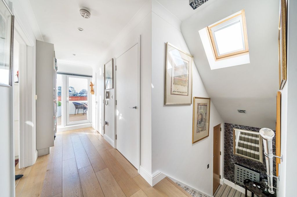 Additional image 13 of 2 bed flat for saleBeckenham Grove, Beckenham, Kent BR2