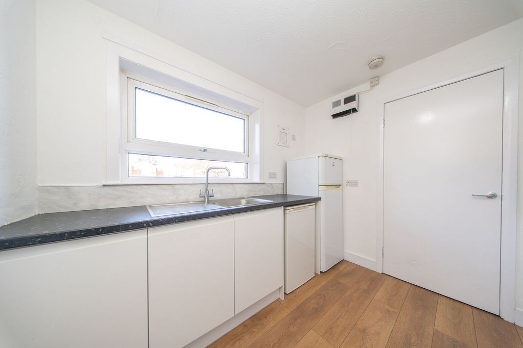 Additional image 7 of 3 bed terraced house for saleHeatherbank, Ladywell, Livingston EH54
