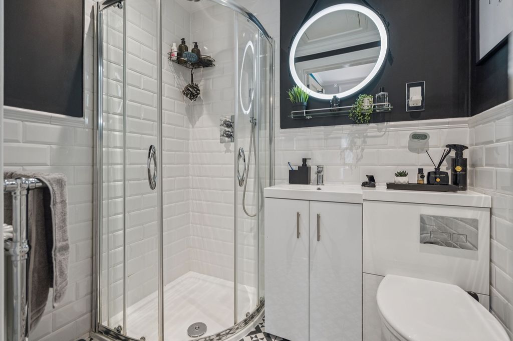 Additional image 13 of 3 bed flat for salePark Terrace, Stirling FK8