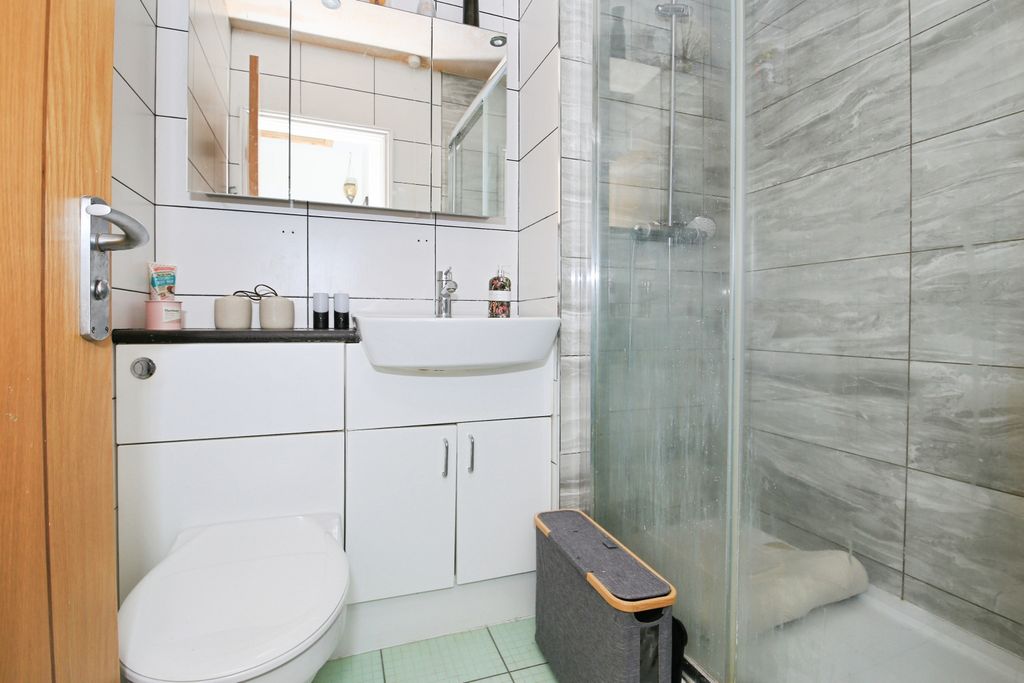 Additional image 14 of 3 bed semi-detached house for saleQueens Walk, Peterborough PE2
