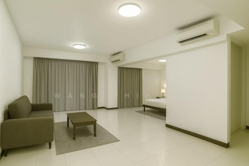 2 Marina Boulevard photo 2