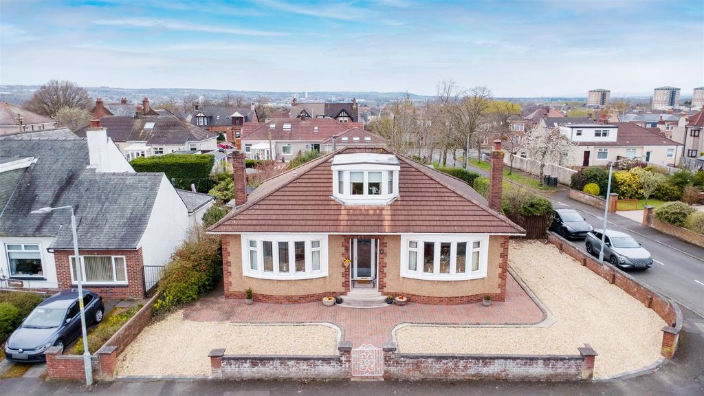 4 bed detached house for saleWoodlands Road, Motherwell ML1