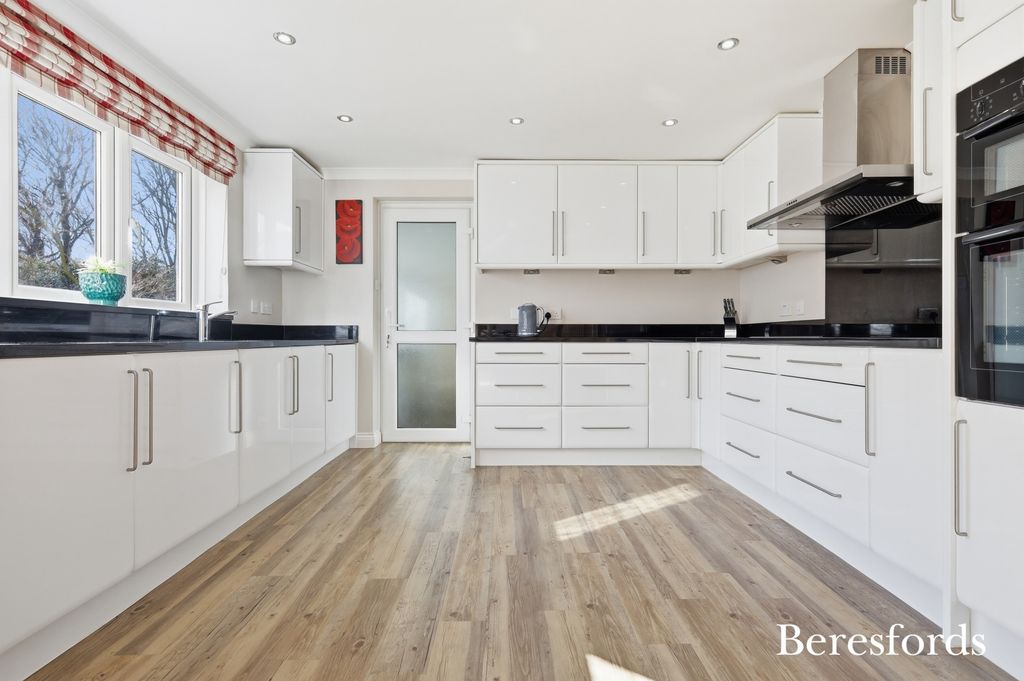 Additional image 3 of 4 bed detached house for saleGrove Orchard, Braintree CM7