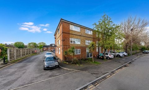 Miles Road, Mitcham CR4