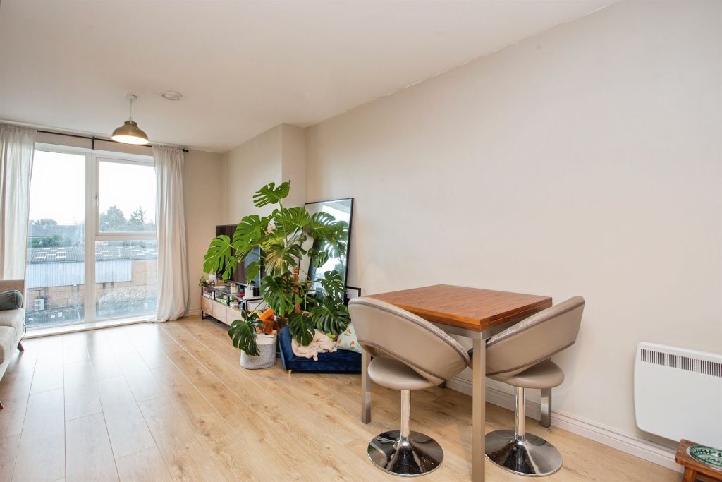 Additional image 15 of 2 bed flat for saleManor Way, Borehamwood WD6