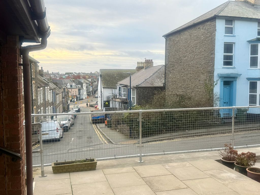 Additional image 3 of 2 bed flat for saleNorth Road, Aberystwyth SY23