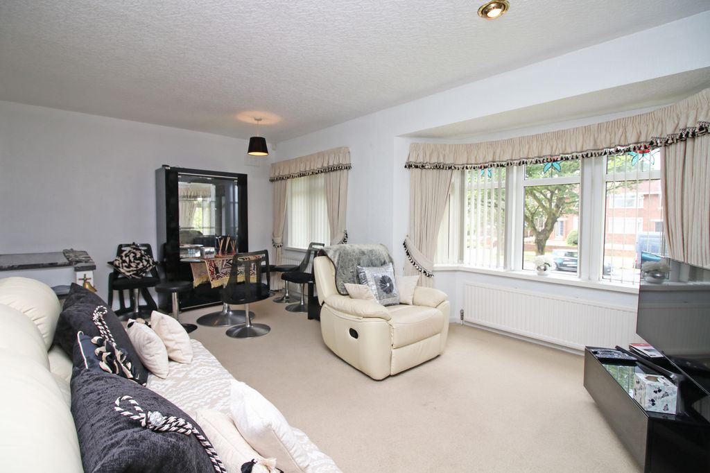 Additional image 5 of 3 bed flat for saleDevonshire Road, Blackpool FY2