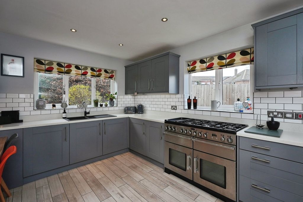Additional image 5 of 4 bed detached house for saleField Lane, Brighouse HD6